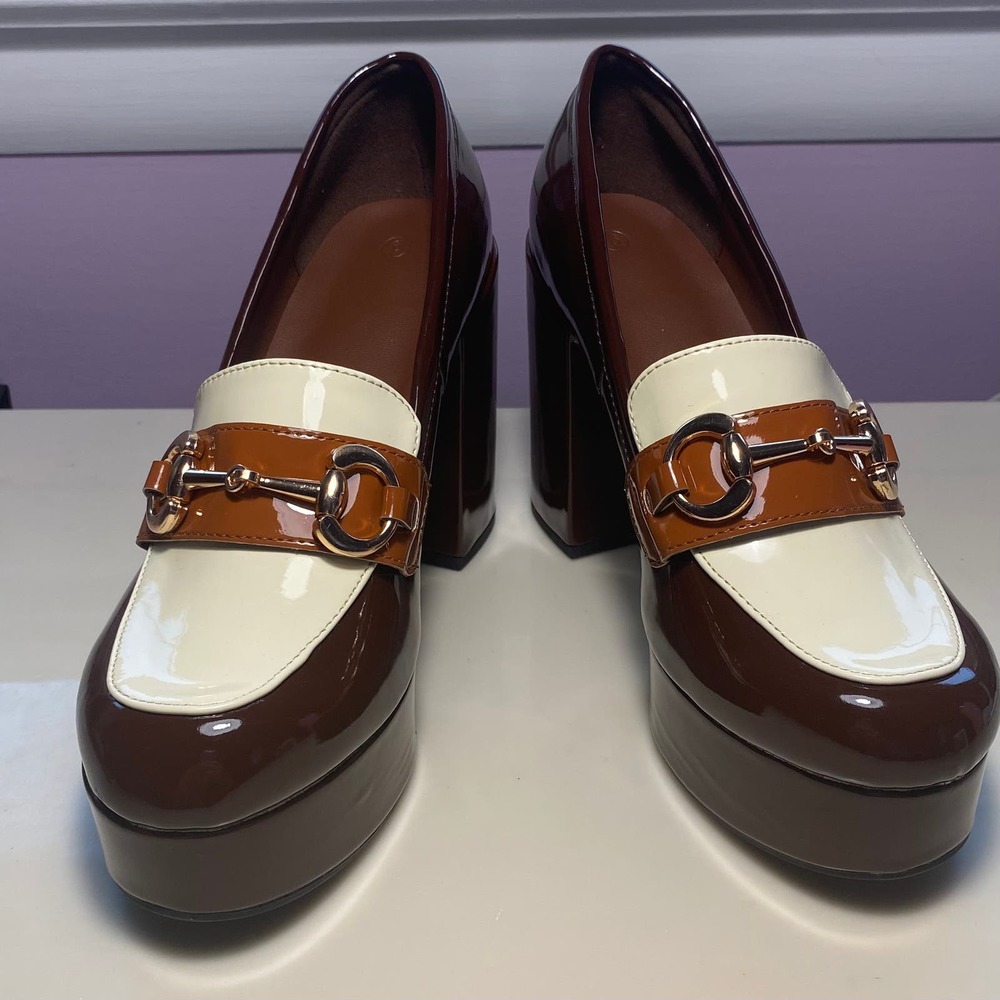 NEW brown and beige platform loafers 💕